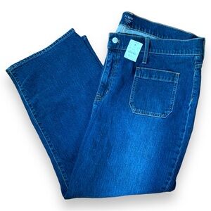 NWT J. Crew Slim wide-leg jean Size 35 Patch pockets on front High rise